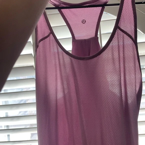 Lululemon Tank NWOT - Picture 2 of 6